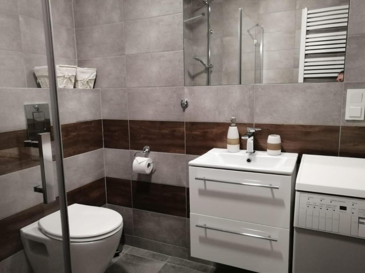R&B Apartments Poznań Eksteriør bilde