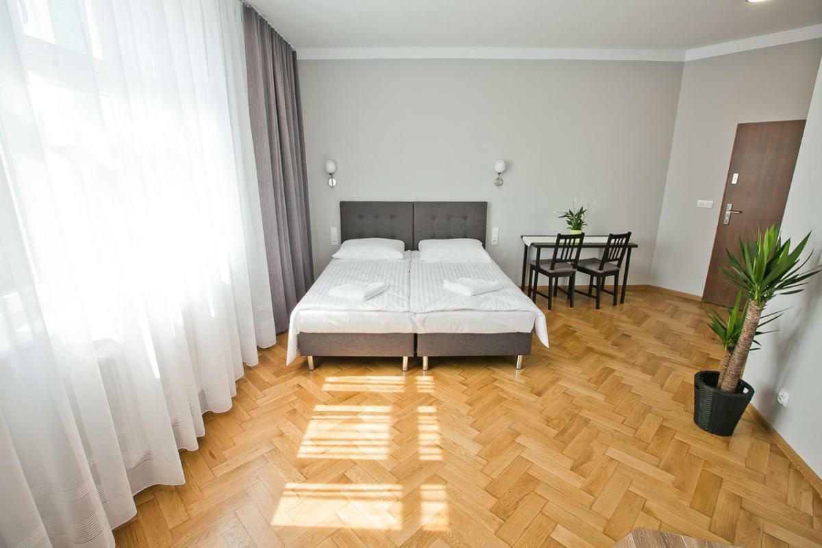 R&B Apartments Poznań Eksteriør bilde