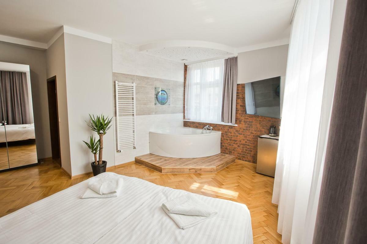 R&B Apartments Poznań Eksteriør bilde